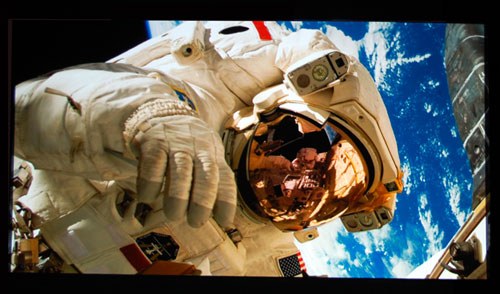 Boxlight Pro7501DP Spaceman Picture